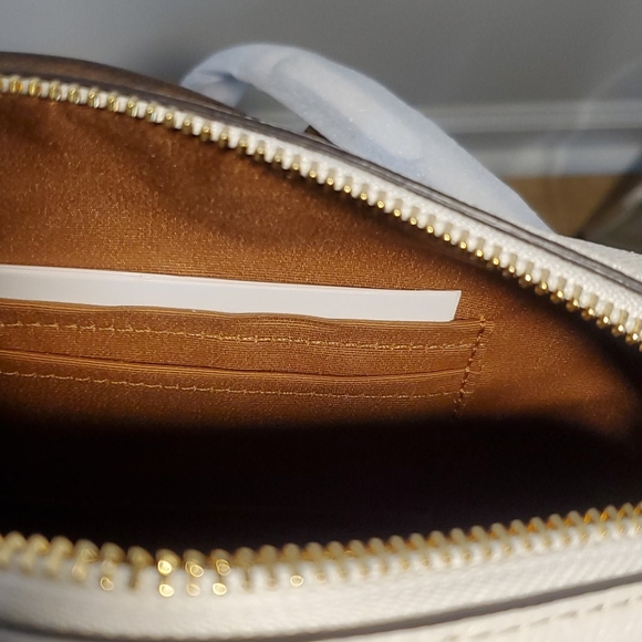 Coach Bennett Crossbody - Picture 6 of 7